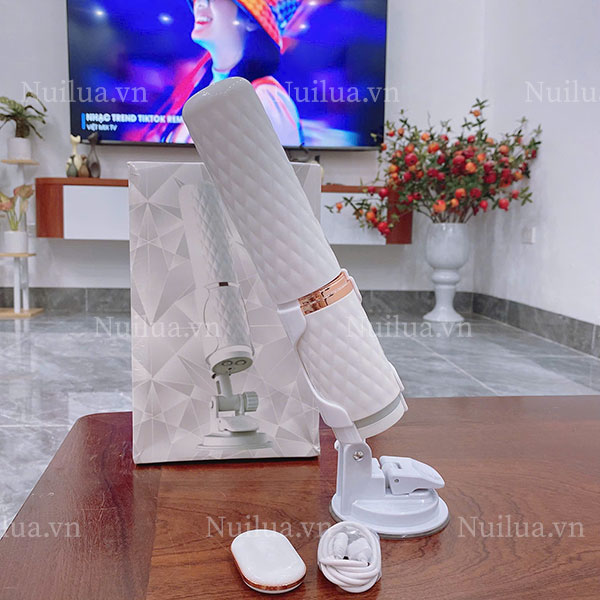 Dương vật giả Diamond Love rung thụt, điều khiển từ xa, cực phê