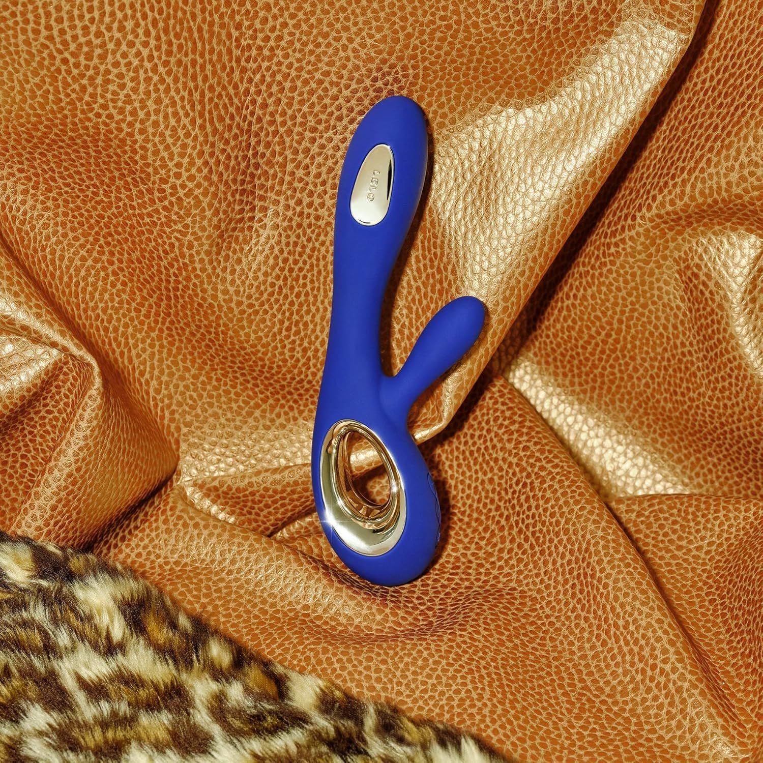 Dương vật giả Lelo Soraya Wave cao cấp Rung ngoáy mạnh mượt