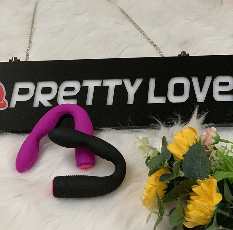 Máy rung đa tần chữ U Prettylove kích thích điểm G âm vật