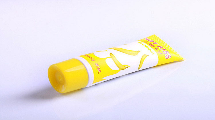 Kem bôi trơn HotKiss hương chuối 30ml kích thích mua ngay