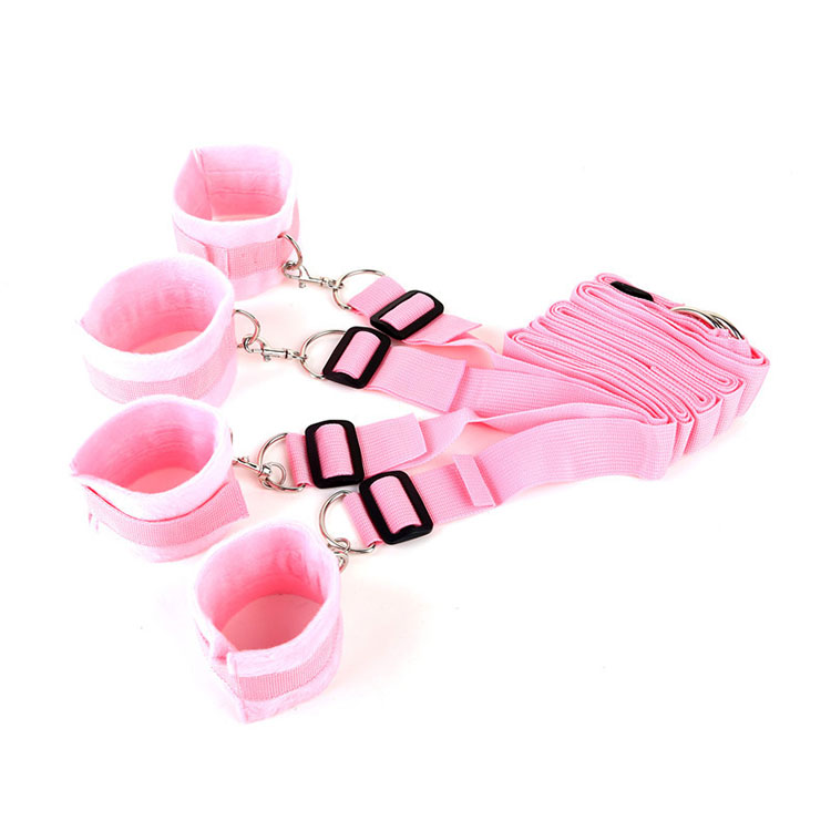 Bộ trói chân tay 4 góc đệm bông êm ái nâng tầm khoái cảm