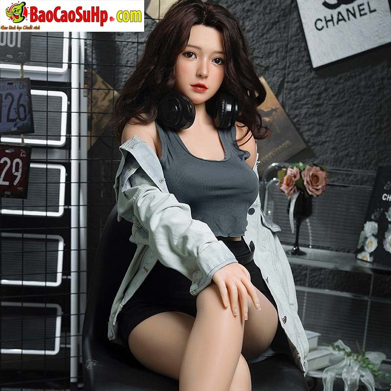 Búp Bê Tình Dục Soomin 1m58 Gymer Cơ Bụng Quyến Rũ Hút Mắt