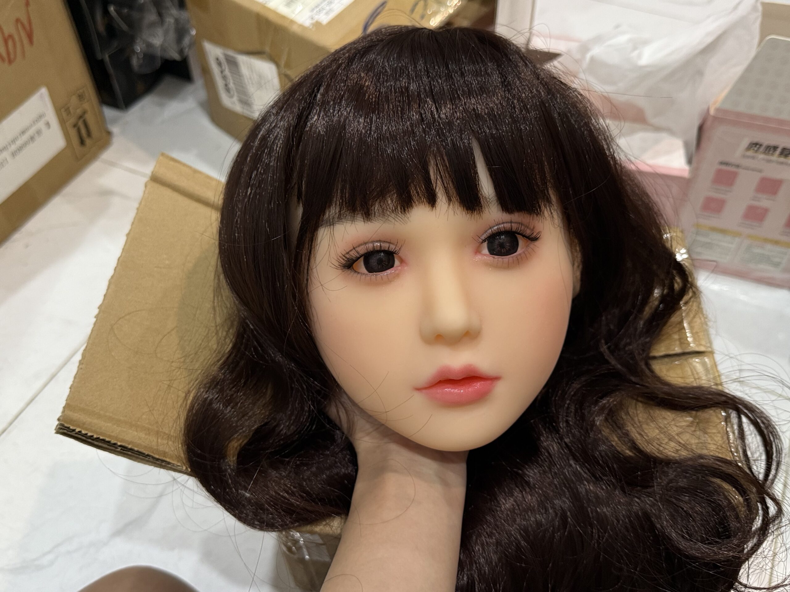 Đầu búp bê tình dục bán lẻ TPE silicon cấy tóc tóc giả siêu chuẩn