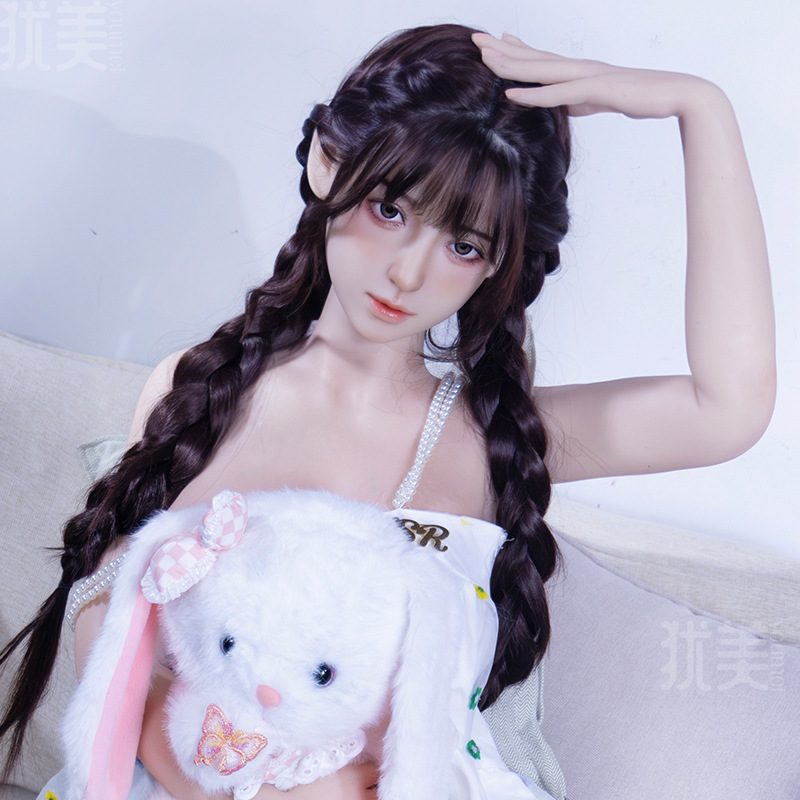 Búp Bê Tình Dục 1m48 Silicone Mềm Mại Tặng Đầy Phụ Kiện Quyến Rũ