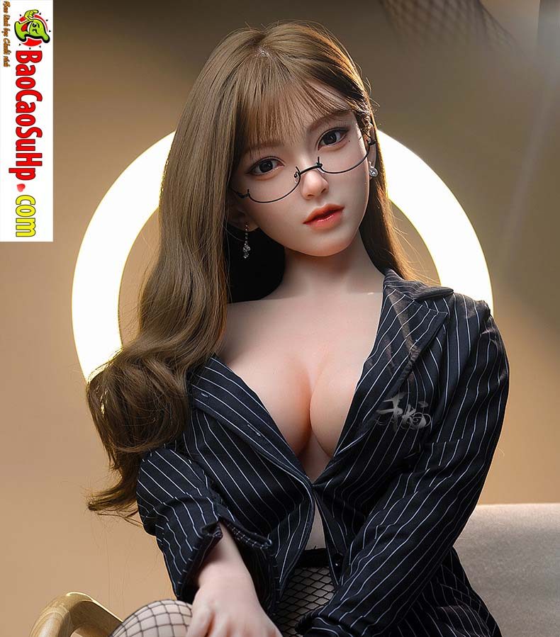 bup be tinh duc kieu nga 1m58 17 - Búp bê tình dục ngực to eo thon cô thư ký Kiều Nga 1m58 kính cận đầu silicone thân TPE