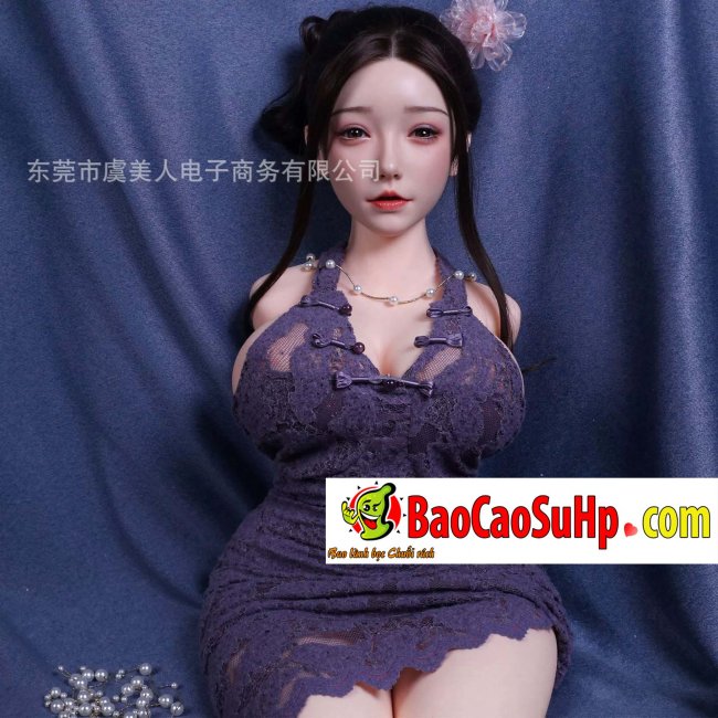 Búp bê bán thân Châu Hoa đầu silicone thân TPE chân thực 