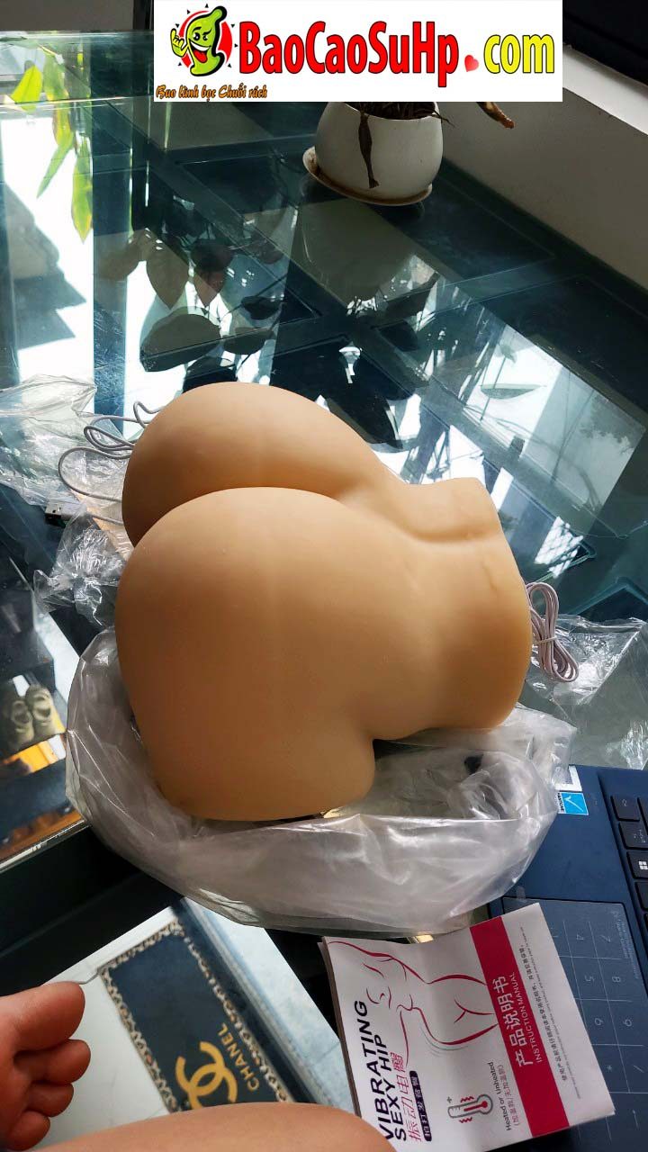 Đồ chơi tình dục mông giả to mẩy 7kg Farah rung rên chân thực