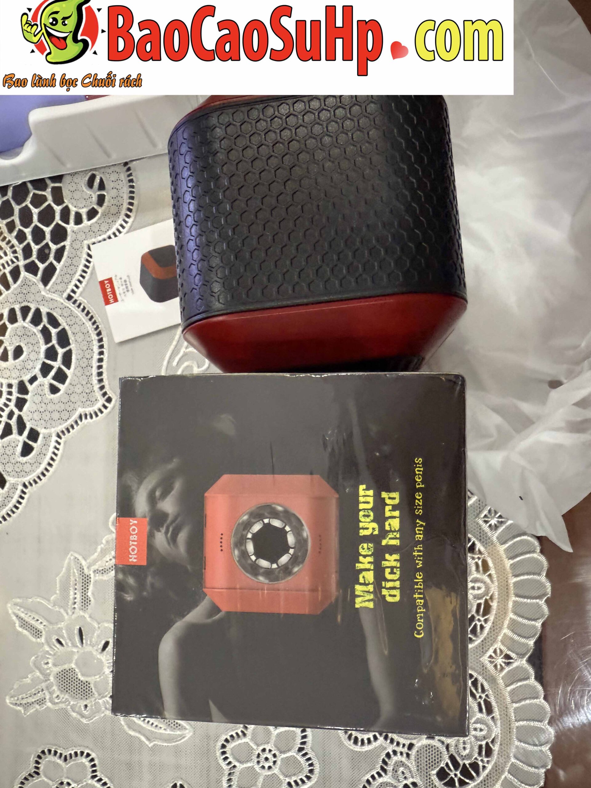 Cốc thủ dâm HOTBOY Magic Cube Red thụt xoay độc đáo, kích thích