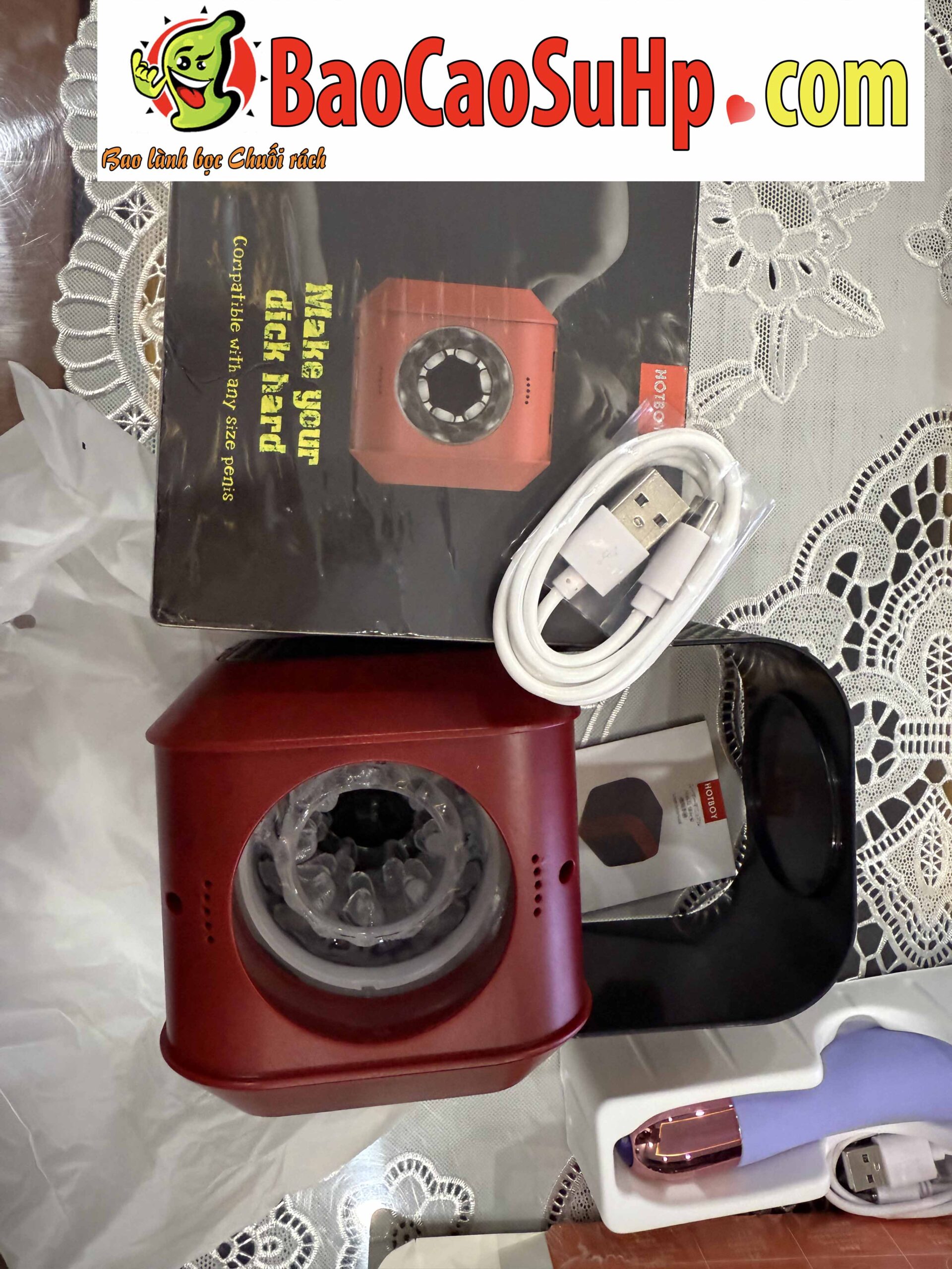 Cốc thủ dâm HOTBOY Magic Cube Red thụt xoay độc đáo, kích thích