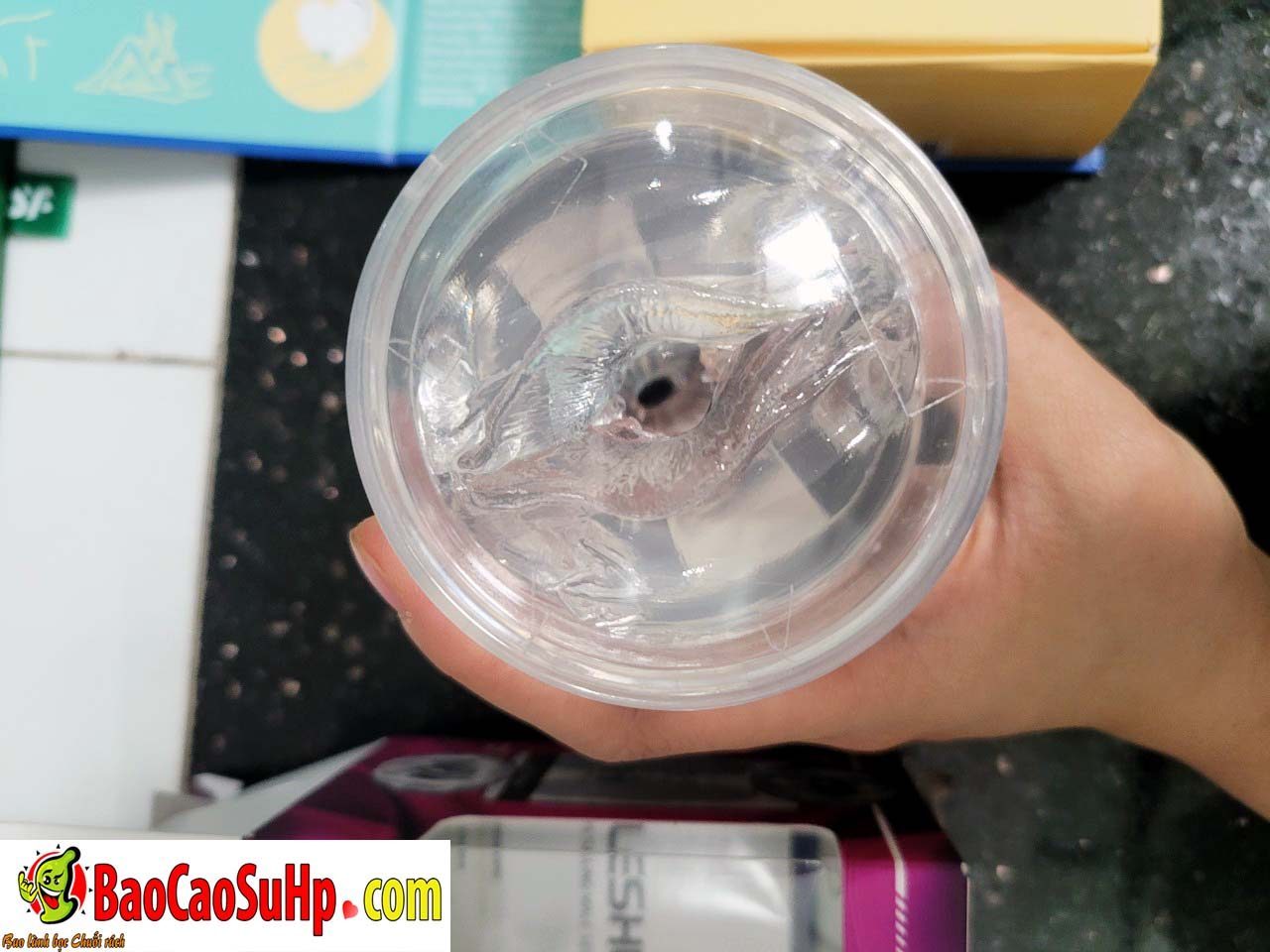 Cốc thủ Fleshlight Quickshot Riley Reid nhỏ gọn tiện lợi mua ngay