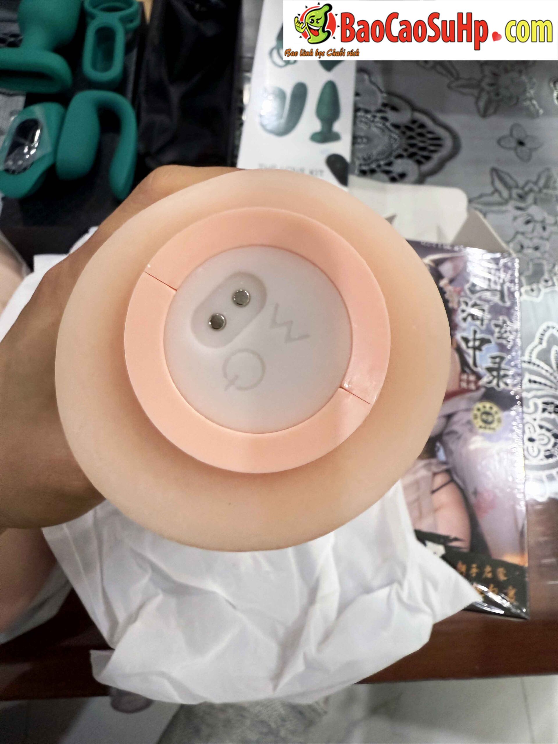 Máy rung cầm tay Mizzzee Kyubi 600g phát nhiệt siêu kích thích