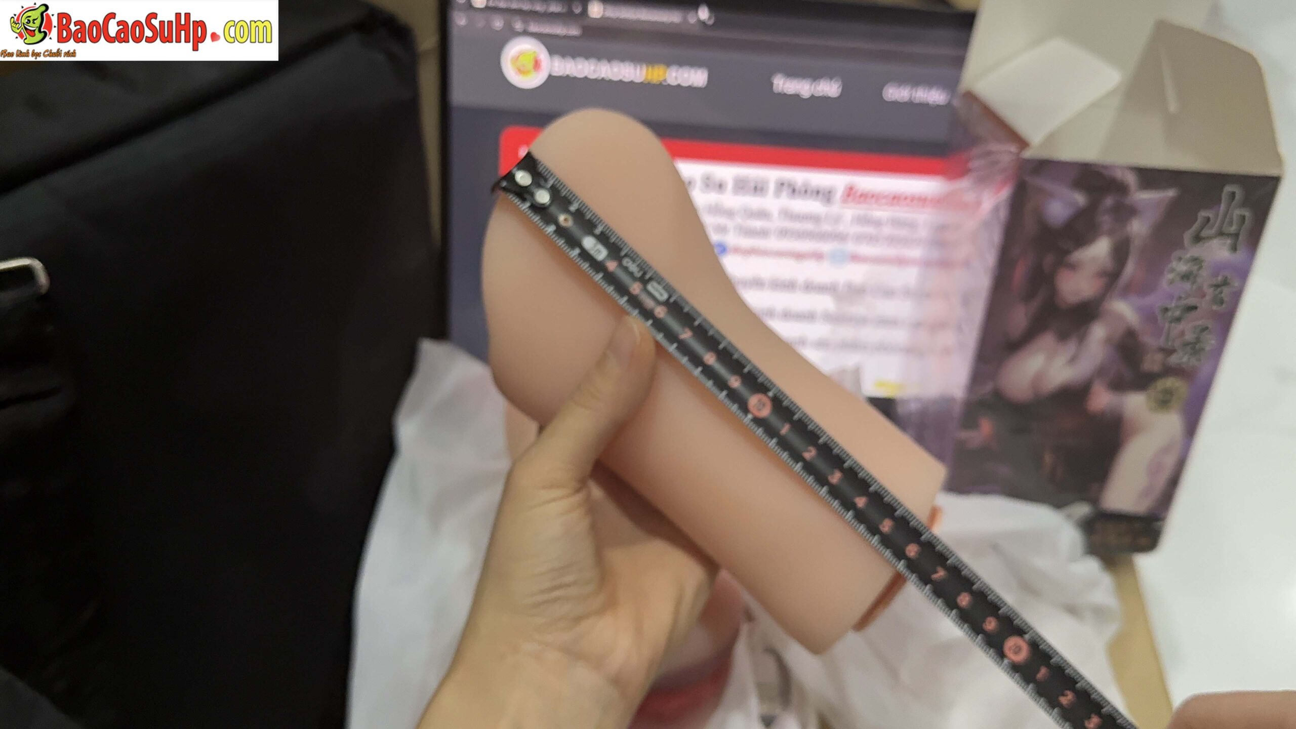 Máy rung cầm tay Mizzzee Kyubi 600g phát nhiệt siêu kích thích