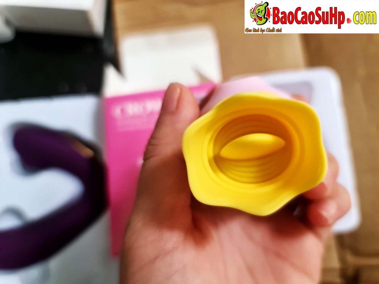 Trứng rung Crown Potato nhỏ gọn hút liếm kích thích mạnh