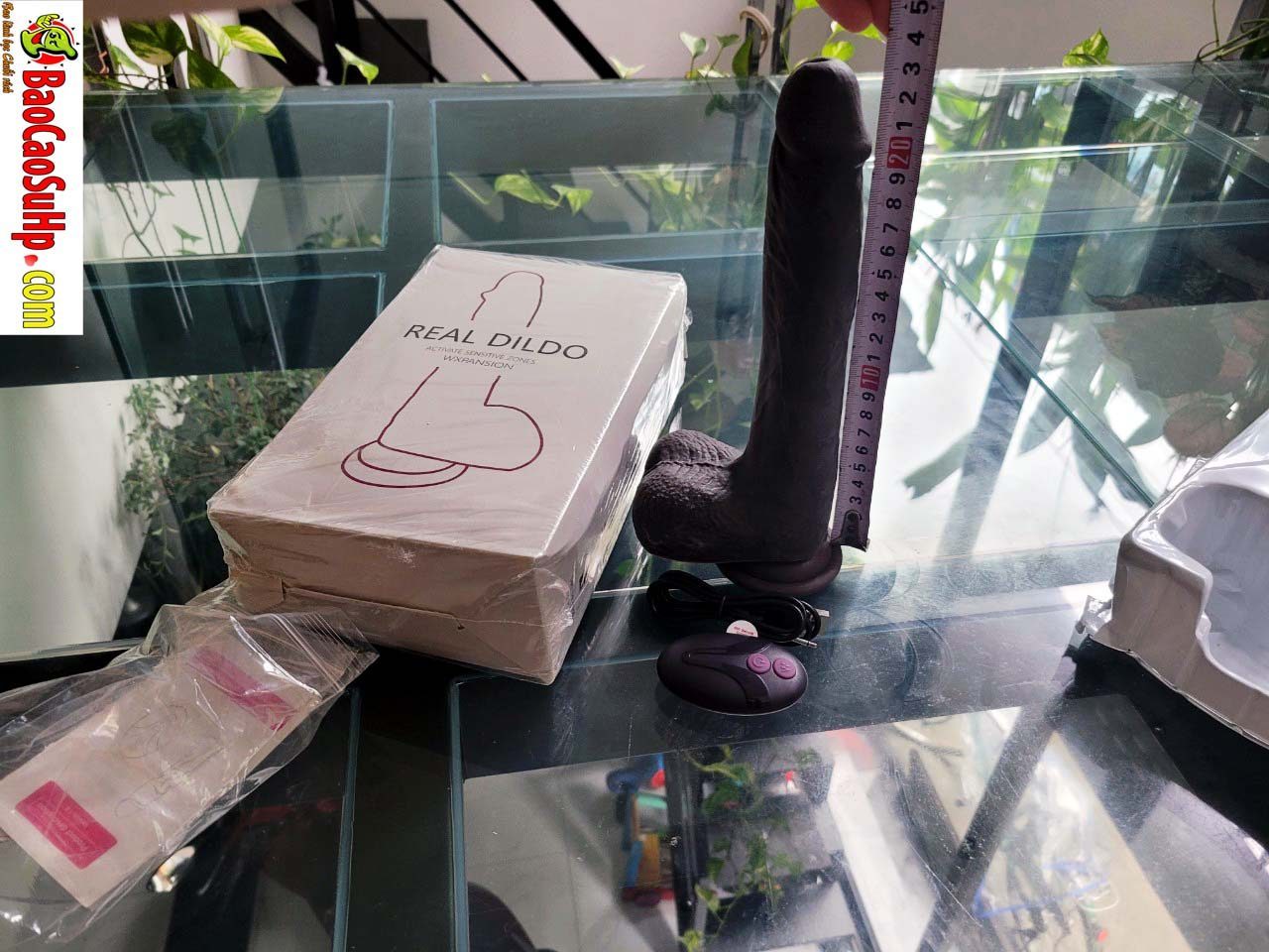 Dương Vật Giả Đen To Dài 25cm Kích Thích Mạnh Mẽ Cho Nữ