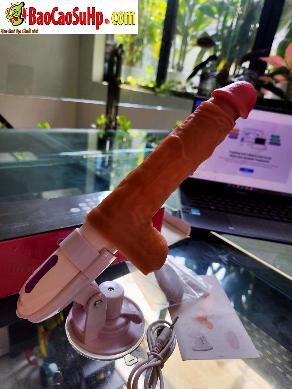 Dương vật đóng tường Coc Aloma Châu phi to mạnh mượt điều khiển