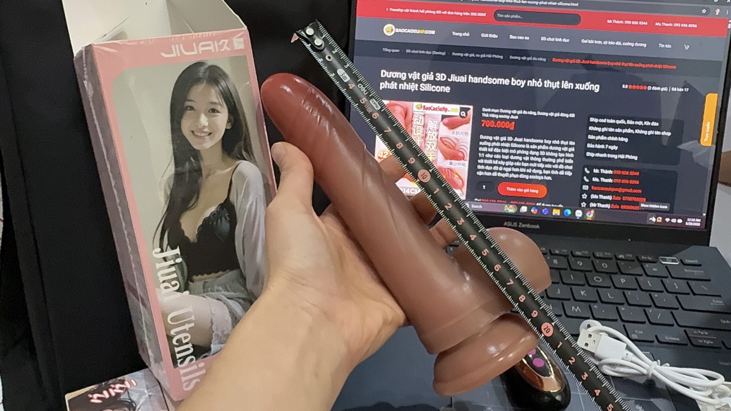 Dương vật giả Silicone 3D Jiuai Handsome Boy nhỏ gọn tăng nhiệt