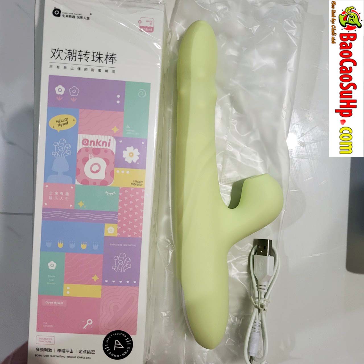 Duong vat gia bi Mizzzee Mambo Green bi xoay hut cuc manh - Dương vật giả bi Mizzzee Mambo Green bi xoay hút cực mạnh