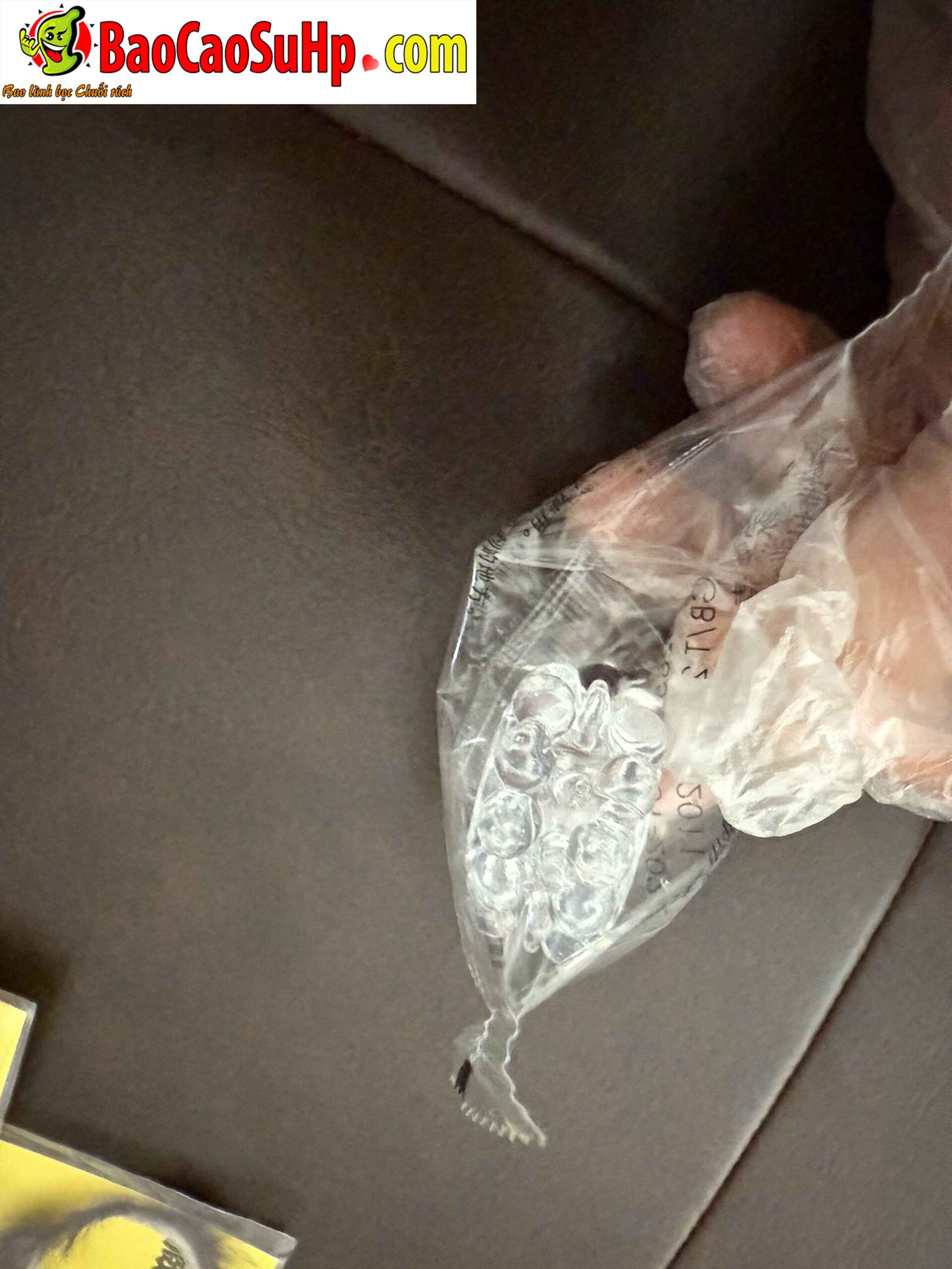 IMG 8883 scaled - Vòng đeo mắt cừu COC silicone đuôi ngựa mềm mại nhiều kiều gai gân bi nổi POLL