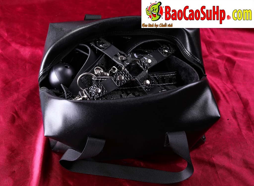 Bộ đồ chơi SM Black Knight 18 món cao cấp kích thích đam mê Bộ đồ chơi SM Black Knight 18 món cao cấp kích thích đam mê