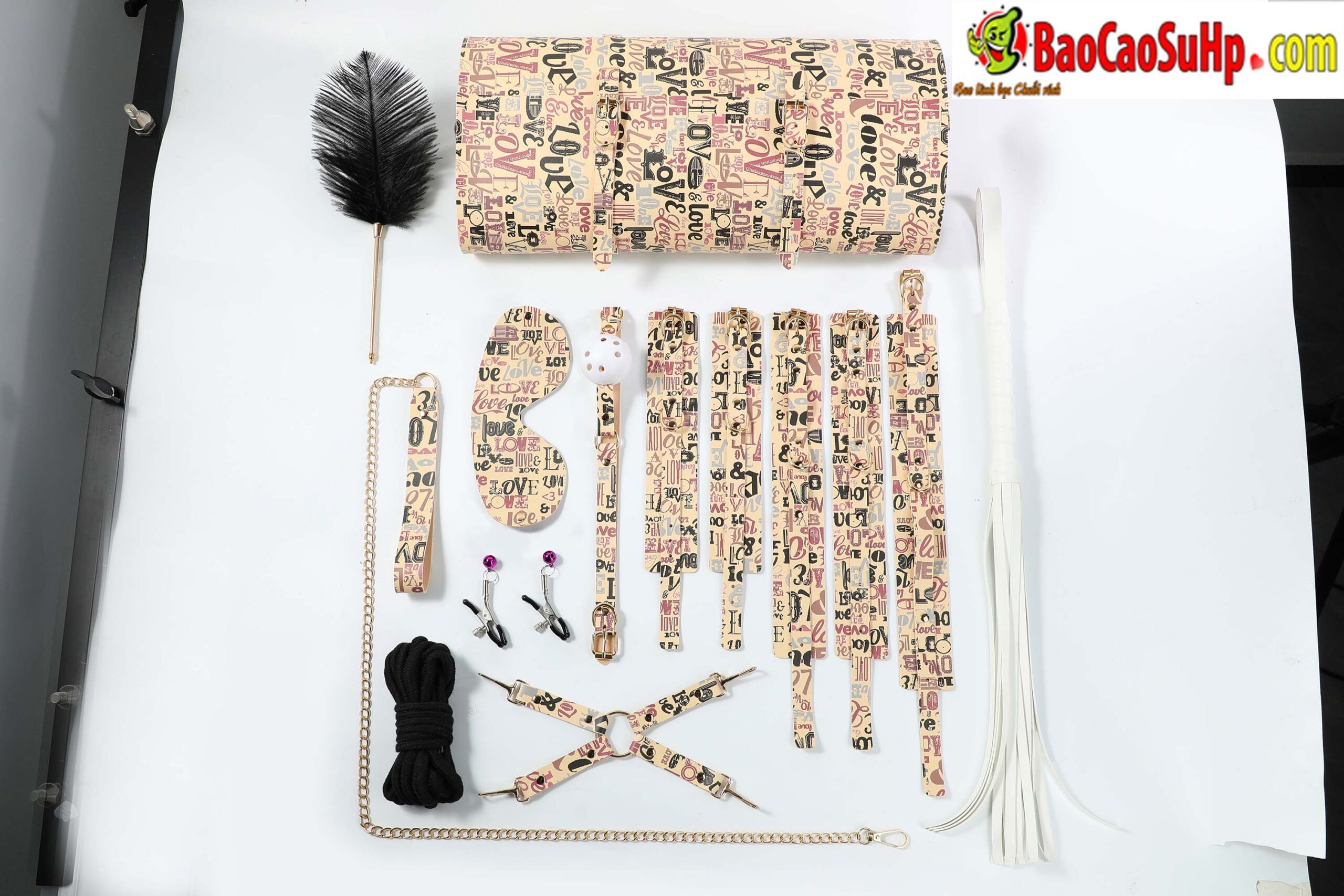 anh chup bo BDSM Mizzzee Love Retro 14 scaled - Bộ BDSM Mizzzee Love Retro đẹp độc phong cách 12 món