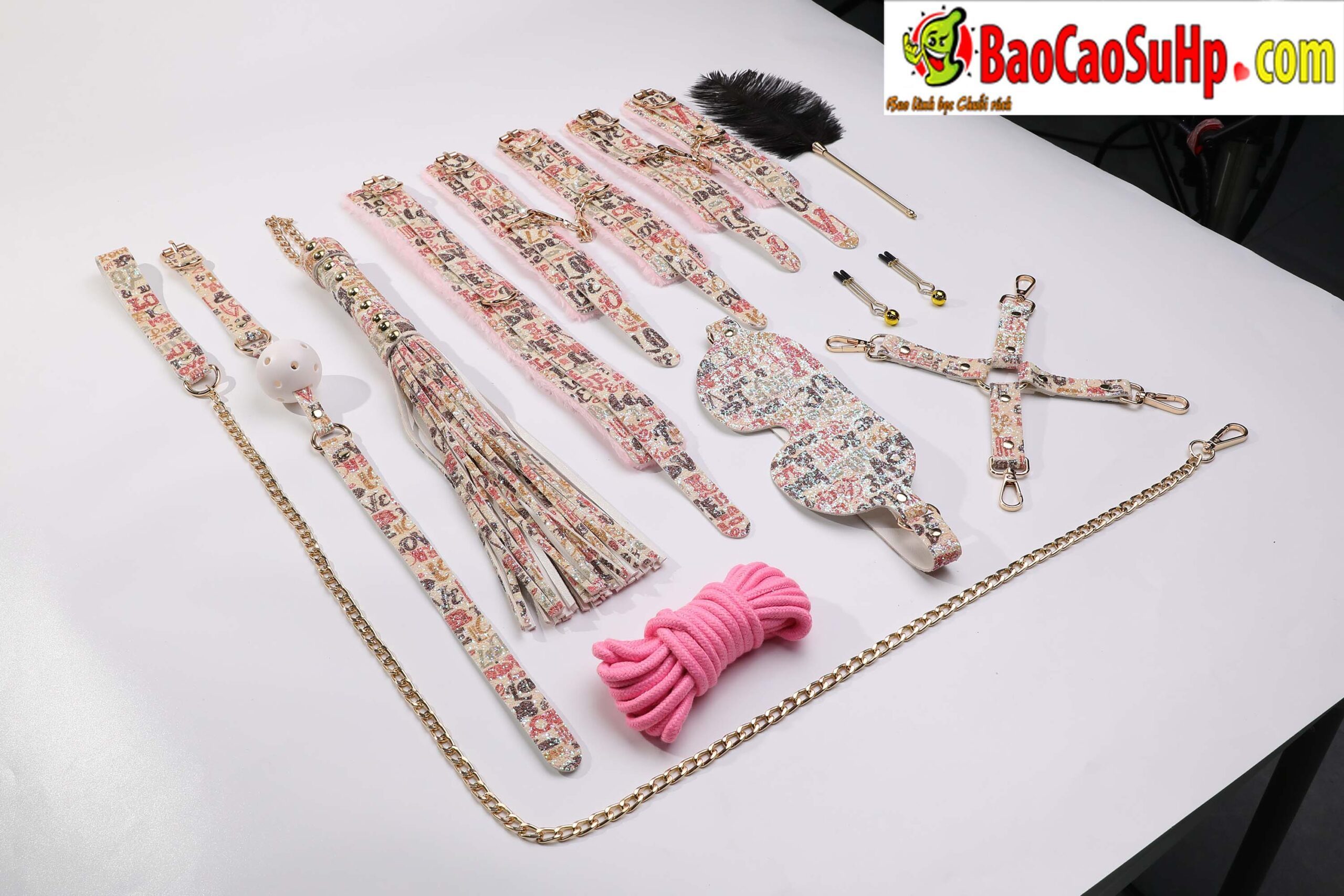 Bo BDSM 12 mon Mizzzee Start Bundle lap lanh tre trung ben bi 14 scaled - Bộ BDSM 12 món Mizzzee Start Bundle lấp lánh trẻ trung bền bỉ