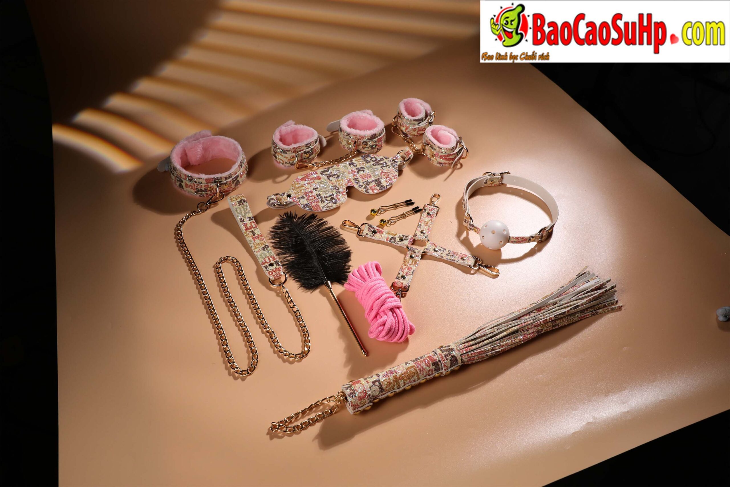 Bo BDSM 12 mon Mizzzee Start Bundle lap lanh tre trung ben bi 29 scaled - Bộ BDSM 12 món Mizzzee Start Bundle lấp lánh trẻ trung bền bỉ