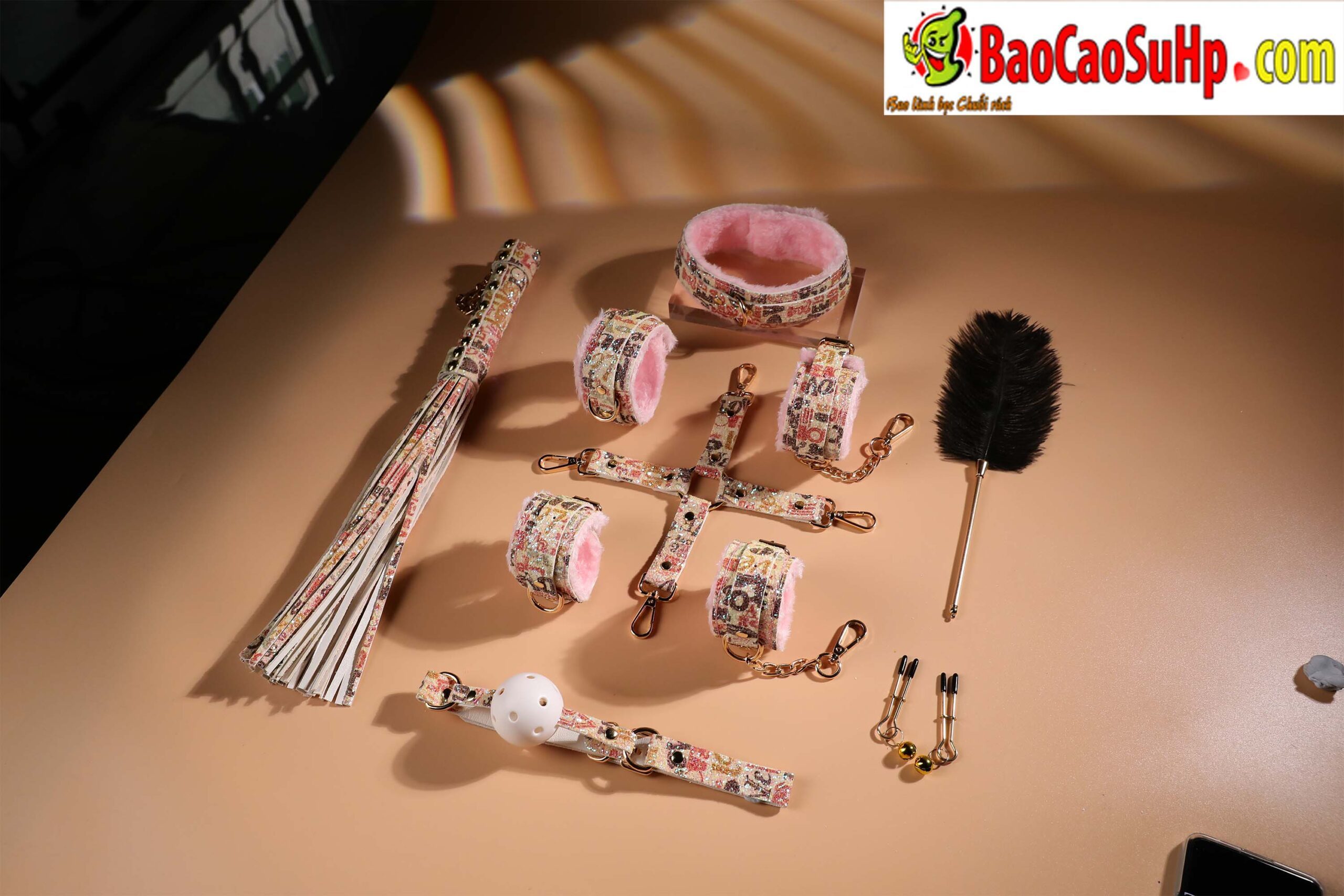 Bo BDSM 12 mon Mizzzee Start Bundle lap lanh tre trung ben bi 32 scaled - Bộ BDSM 12 món Mizzzee Start Bundle lấp lánh trẻ trung bền bỉ
