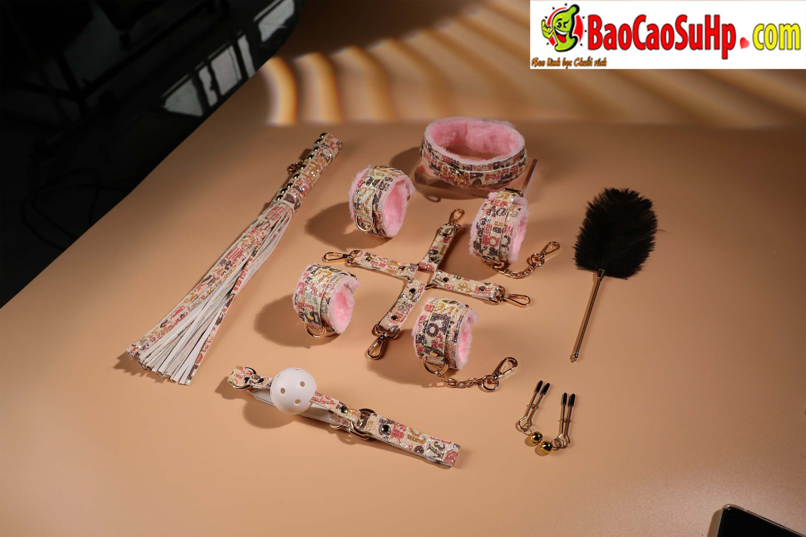 Bo BDSM 12 mon Mizzzee Start Bundle lap lanh tre trung ben bi 33 scaled - Bộ BDSM 12 món Mizzzee Start Bundle lấp lánh trẻ trung bền bỉ