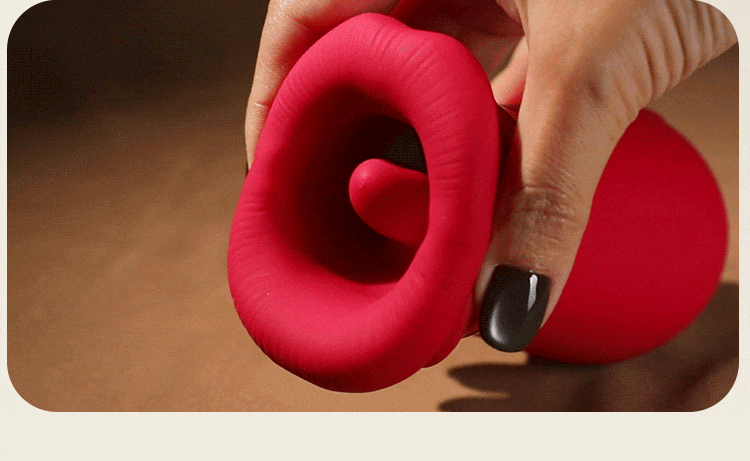 mieng gia RED Bambalina 15 - Lưỡi liếm đa năng Mizzzee RED Bambalina nhỏ gọn liếm hút 360