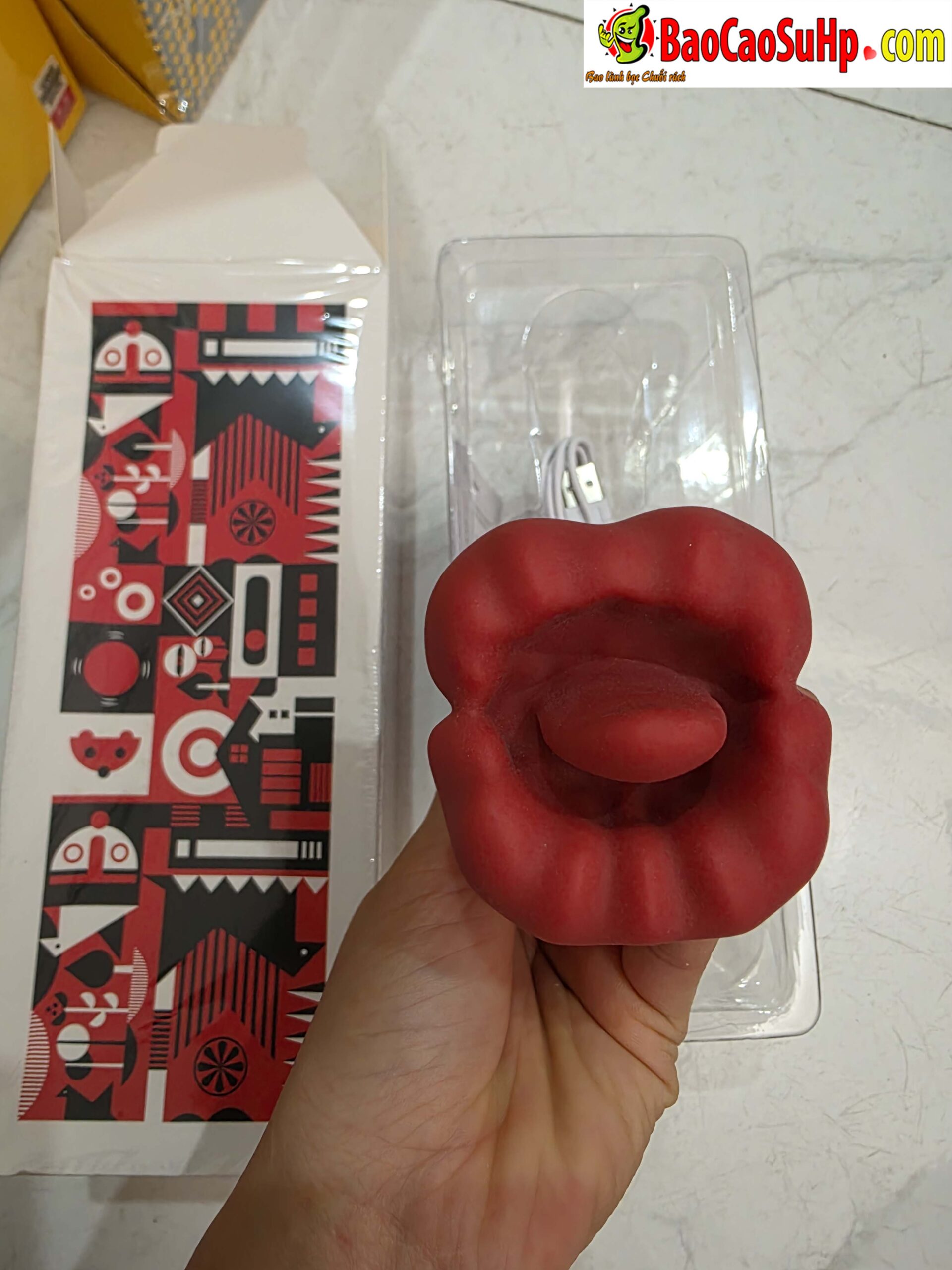 Dương vật giả lưỡi rung Inferno Kiss Tongue Vibrator 2in1 đa năng