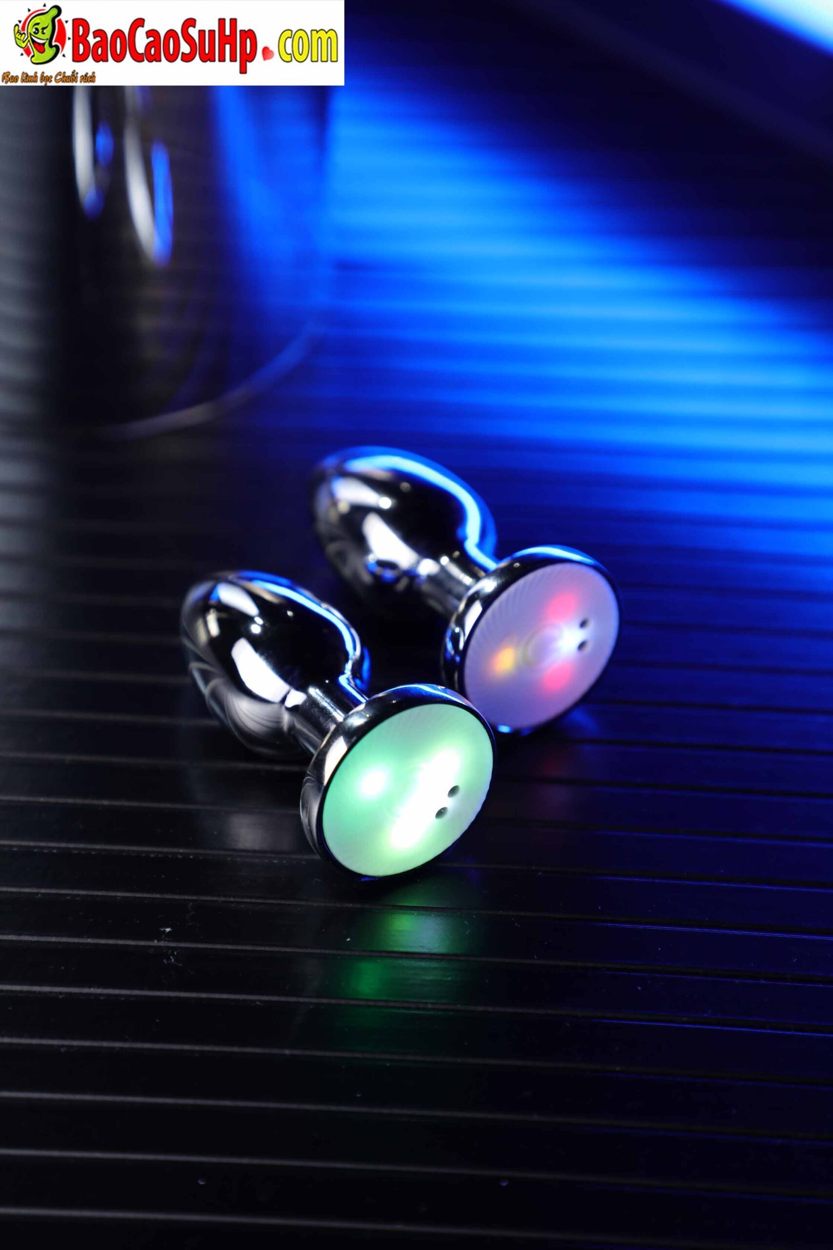 478A5499 scaled - Thụt hậu môn rung đèn LED 7 màu Mizzzee Kerenza điều khiển từ xa