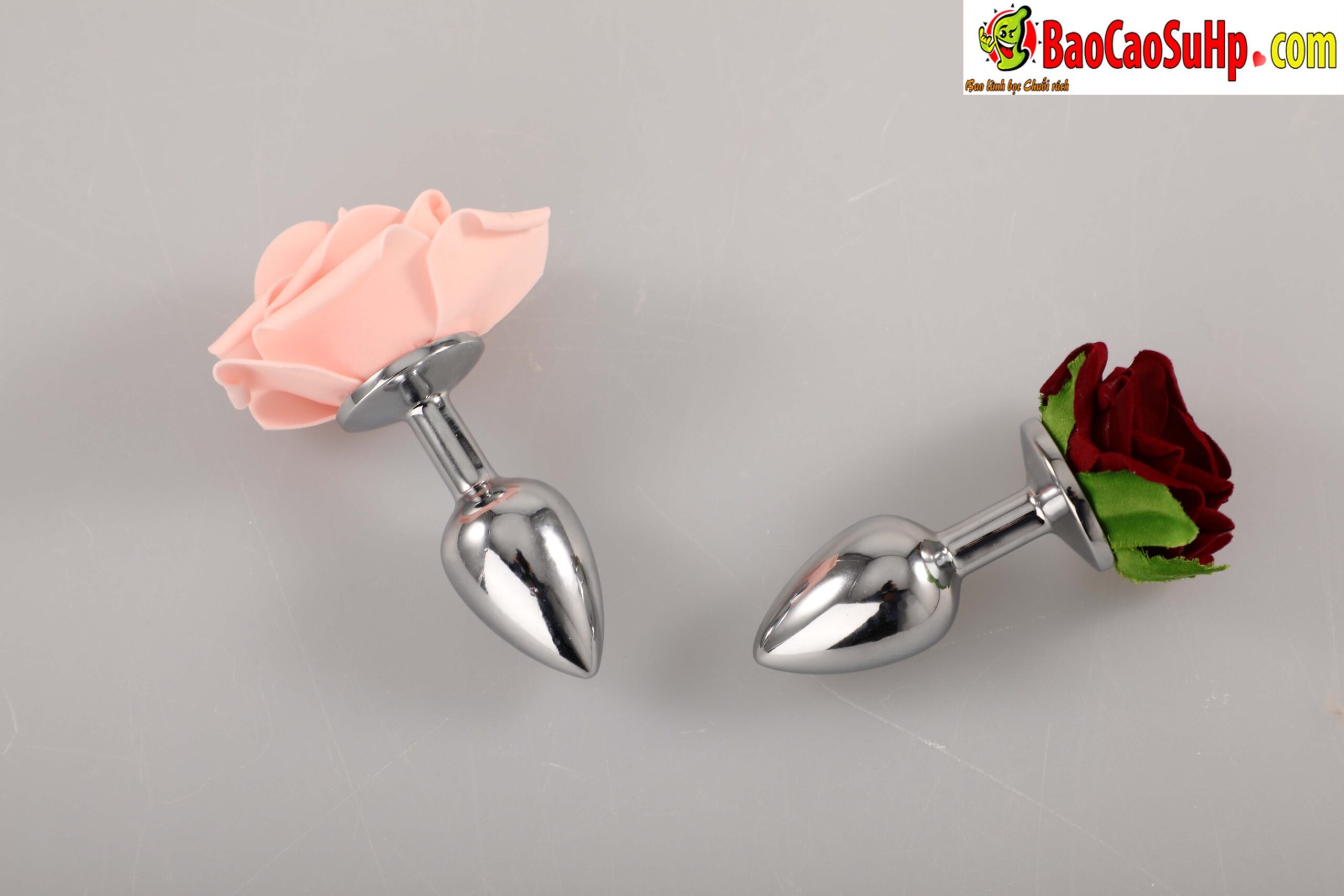 anh chup INOX Mizzzee ROSE 3D 3 scaled - Phích cắm hậu môn INOX Mizzzee ROSE 3D đẹp bền bỉ.