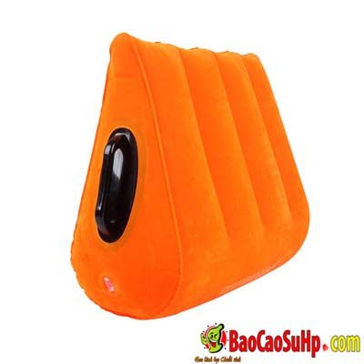 Gối tình yêu bơm hơi Magic Orange tam giác nhỏ gọn tăng cảm xúc