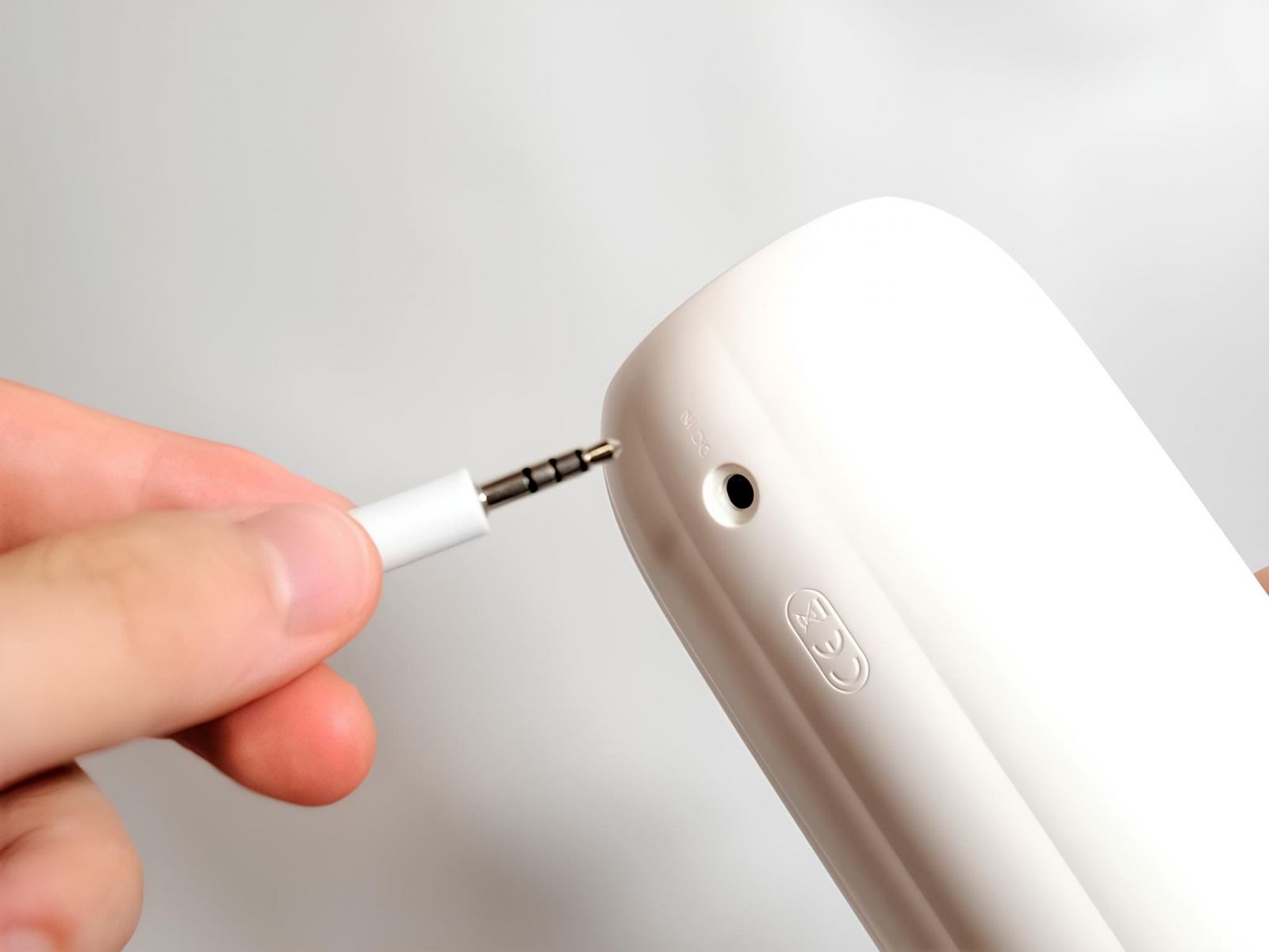 Máy Thủ Dâm Tự Động Svakom Dylan Siêu Kích Thích Cao Cấp