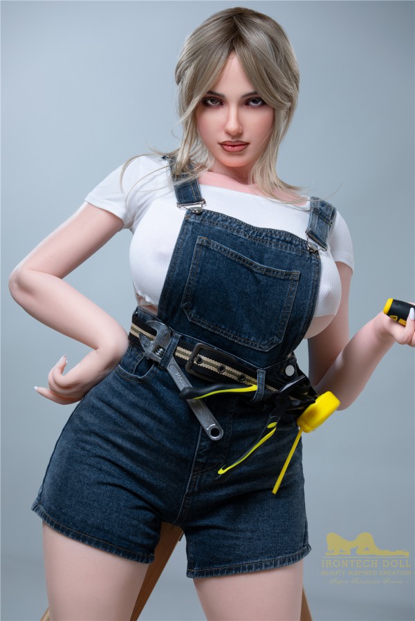 Búp bê IronTech Doll Luna 160cm mắt màu ngầu ngực lớn da mịn tự nhiên