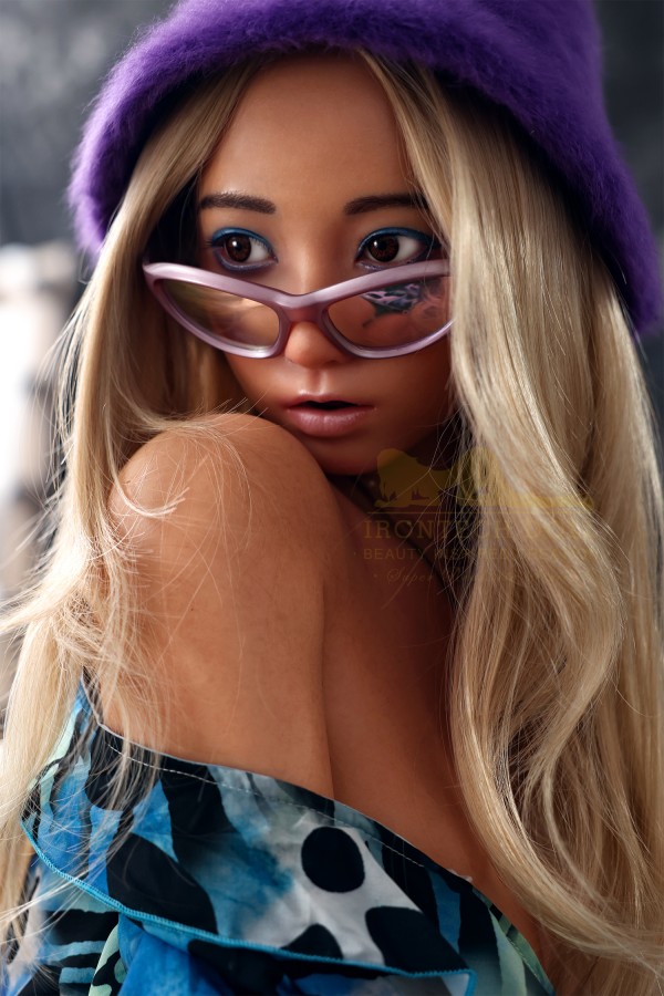 Búp bê IronTech Doll Suki Y2K 166cm miệng đóng mở silicon cao cấp