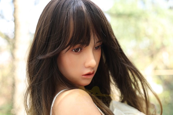 Búp bê IronTech Doll Petite Yeona 167cm da rám nắng mở miệng