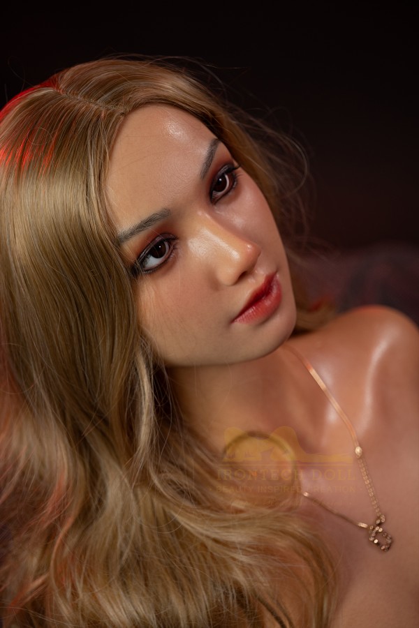 Búp bê IronTech Doll Rita BBW 160cm silicon bạch kim sang chảnh