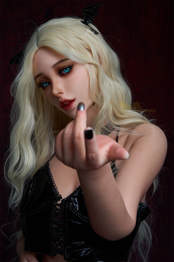 Búp bê tình dục IronTech Doll Succubus Devil 164cm silicon bạch kim