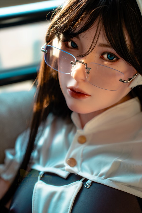 Búp Bê Tình Dục IronTech Doll 162cm Cosplay Nun Sexy Siêu Thật Giá Ưu Đãi