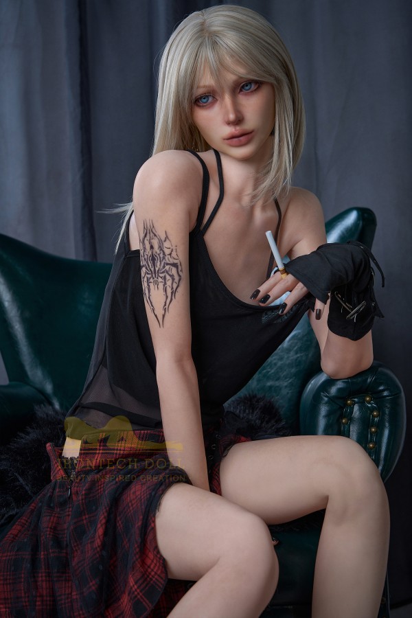 Búp bê IronTech Doll Bailey 161cm cô nàng hư hỏng tự nhiên