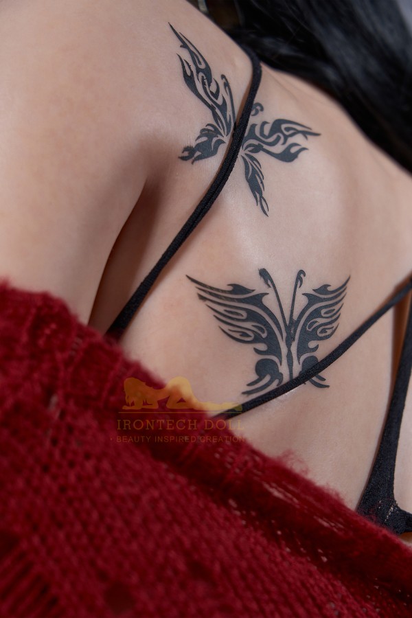 Búp Bê Tình Dục Cao Cấp IronTech Doll 161cm Bailey Xỏ Khuyên