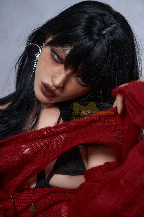 Búp Bê Tình Dục Cao Cấp IronTech Doll 161cm Bailey Xỏ Khuyên