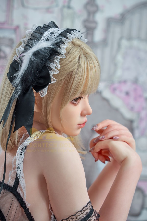 Búp Bê Tình Dục IronTech Doll Cô Hầu Gái Nia Siêu Thật