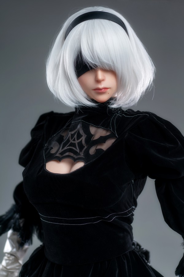 Búp bê 2B YoRHa No.2 NieR Automata 165cm silicon siêu chân thực