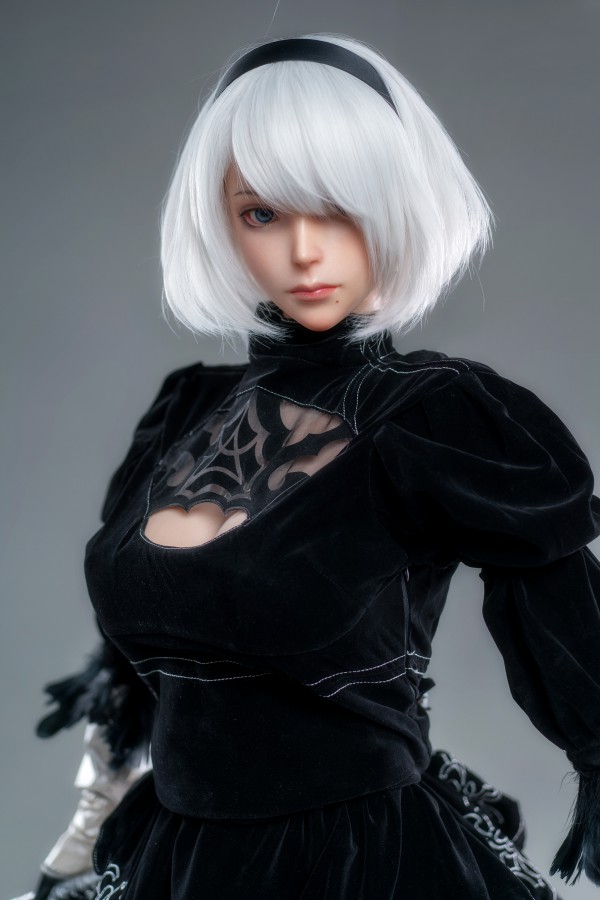Búp bê 2B YoRHa No.2 NieR Automata 165cm silicon siêu chân thực