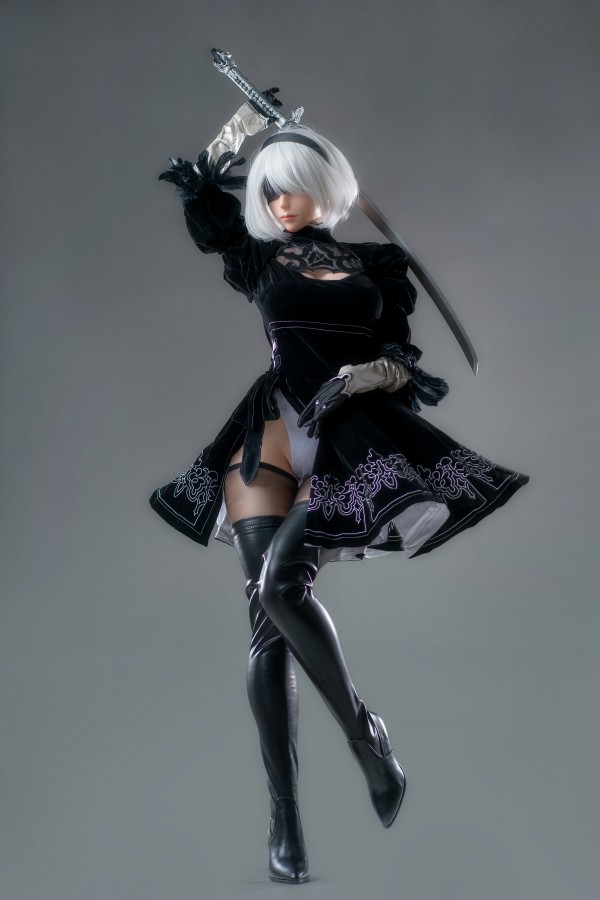 Búp bê 2B YoRHa No.2 NieR Automata 165cm silicon siêu chân thực