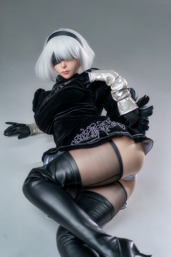 Búp bê 2B YoRHa No.2 NieR Automata 165cm silicon siêu chân thực