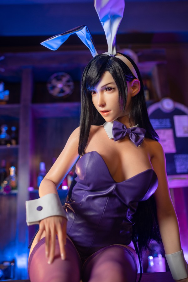 Búp bê tình dục mô phỏng Tifa Final Fantasy VII 167cm