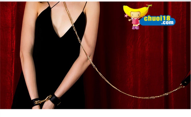 Bộ Đồ BDSM Da Thật Mạ Vàng 24K Sang Trọng Phong Cách Độc Đáo Bộ Đồ BDSM Da Thật Mạ Vàng 24K Sang Trọng Phong Cách Độc Đáo